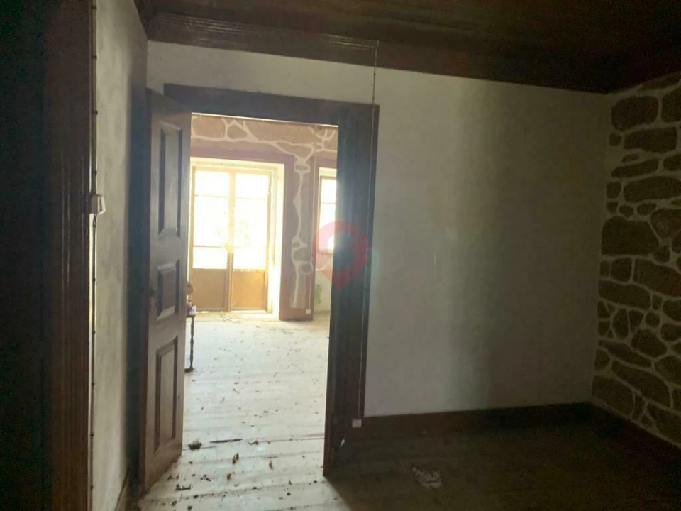 Moradia T0 para Venda em Messegães, Valadares e Sá Foto 4