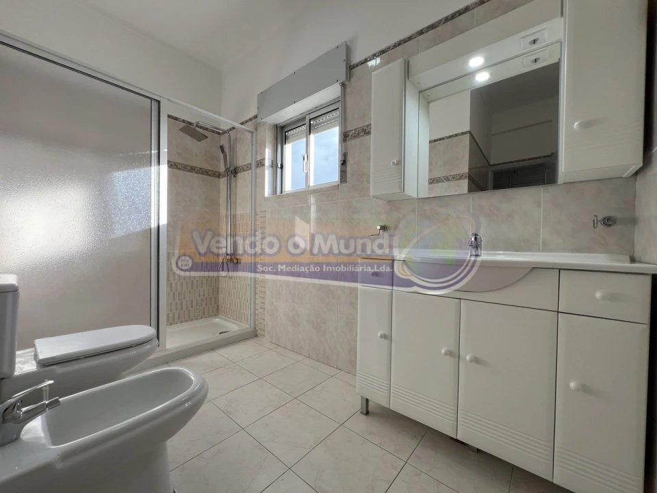 Apartamento T3 para Venda em Samora Correia Foto 20