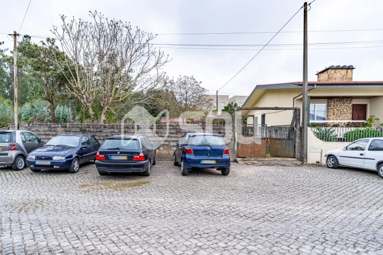 Moradia T3 para Venda em Nogueira e Silva Escura Foto 20