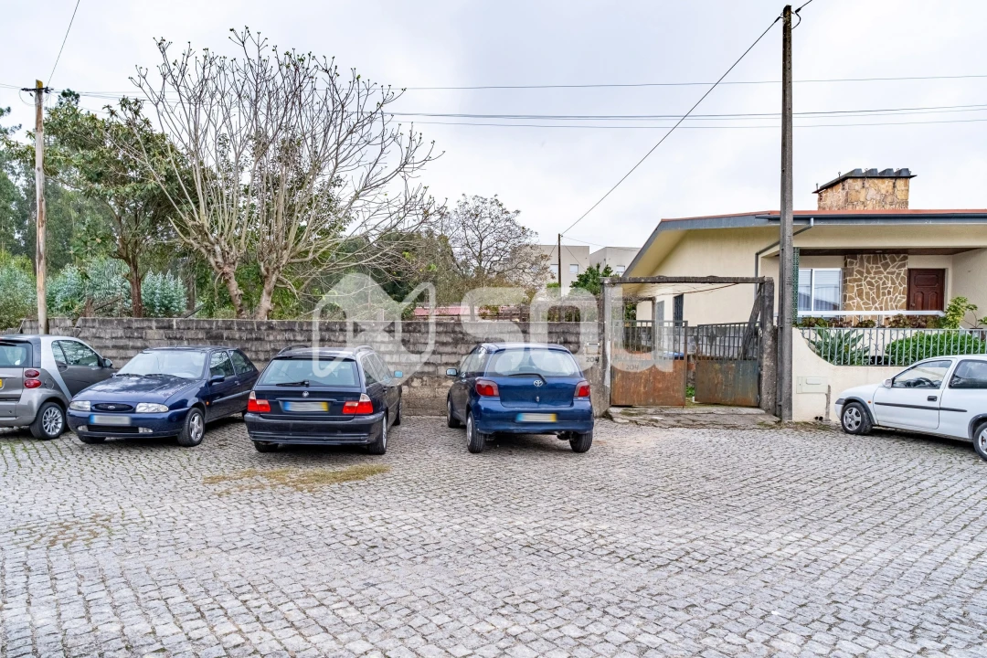 Moradia T3 para Venda em Nogueira e Silva Escura Foto 20