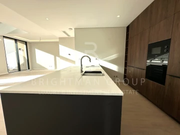 Moradia T4 para Venda em Alcabideche