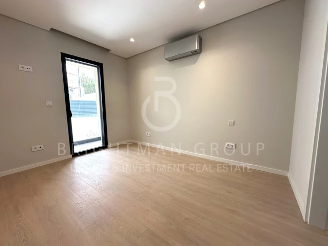 Moradia T4 para Venda em Alcabideche Foto 32