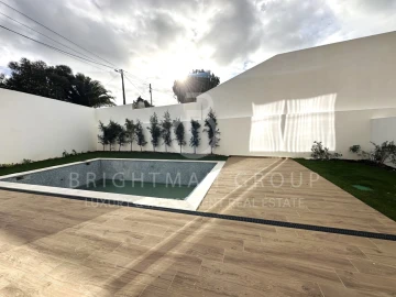 Moradia T4 para Venda em Alcabideche