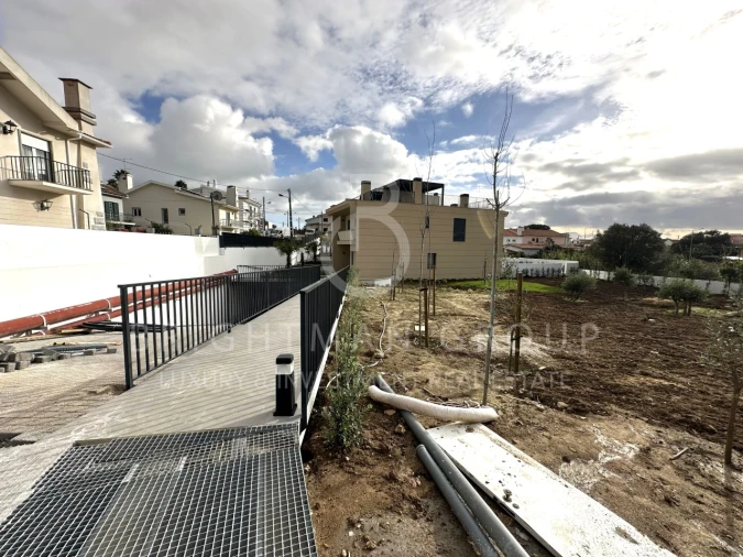 Moradia T4 para Venda em Alcabideche Foto 70