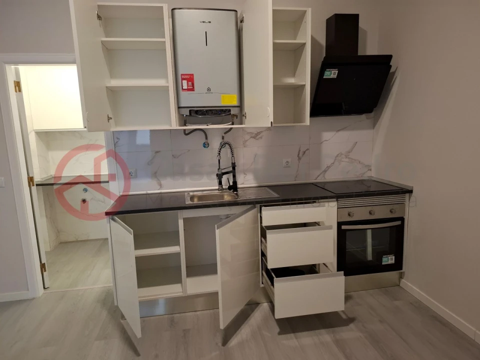 Loja para Venda em Queluz e Belas Foto 9