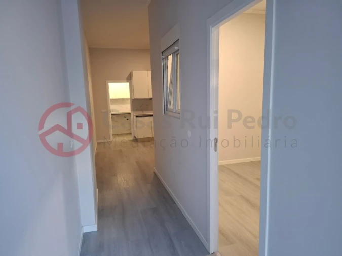 Loja para Venda em Queluz e Belas Foto 3