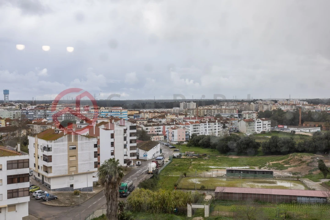 Apartamento T3 para Venda em Seixal, Arrentela e Aldeia de Paio Pires Foto 4