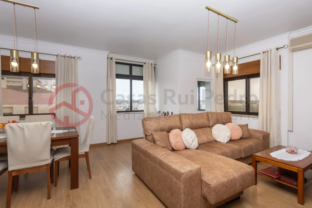 Apartamento T3 para Venda em Seixal, Arrentela e Aldeia de Paio Pires Foto 5