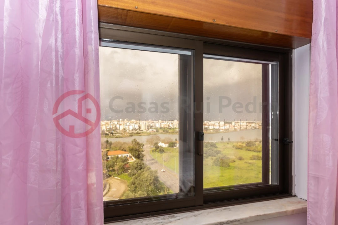 Apartamento T3 para Venda em Seixal, Arrentela e Aldeia de Paio Pires Foto 21