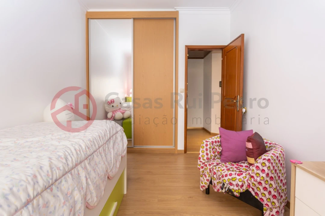 Apartamento T3 para Venda em Seixal, Arrentela e Aldeia de Paio Pires Foto 22