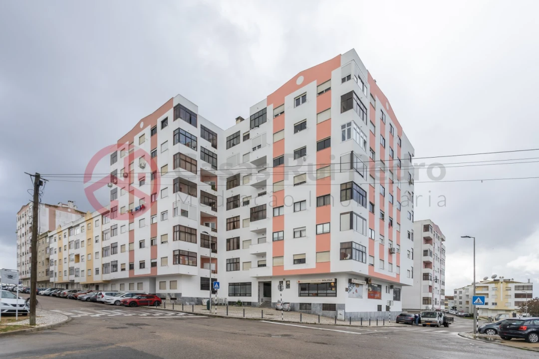 Apartamento T3 para Venda em Seixal, Arrentela e Aldeia de Paio Pires Foto 33