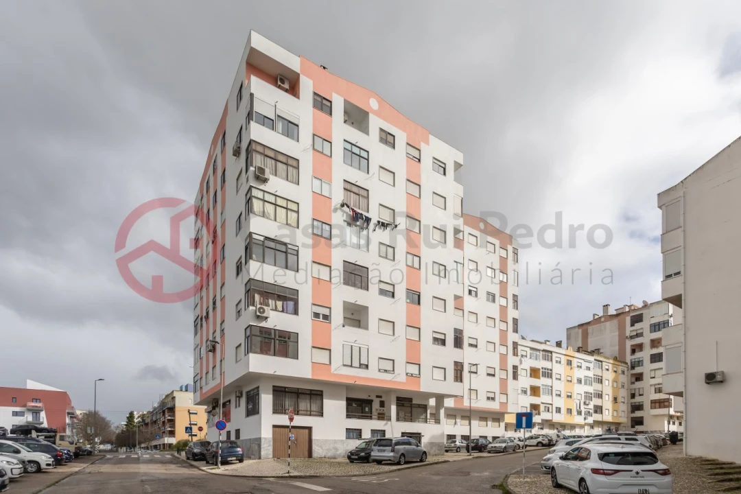Apartamento T3 para Venda em Seixal, Arrentela e Aldeia de Paio Pires Foto 34