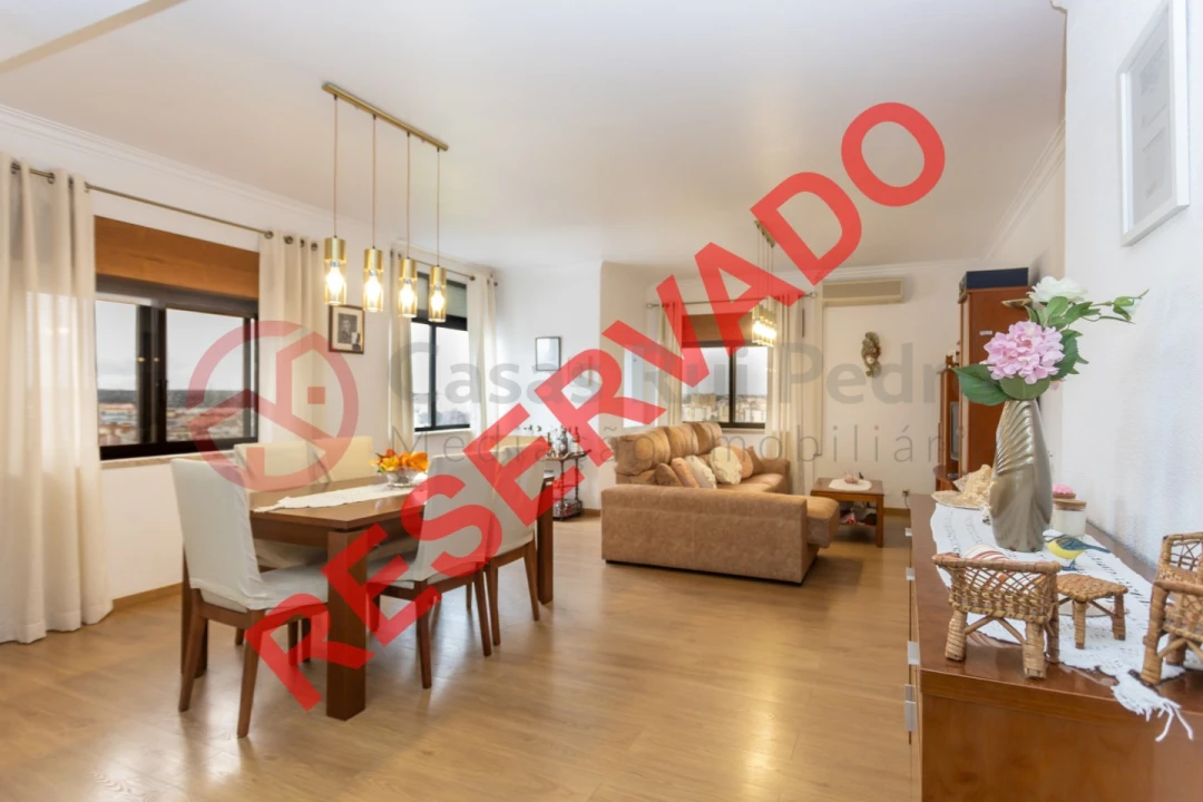 Apartamento T3 para Venda em Seixal, Arrentela e Aldeia de Paio Pires Foto 1