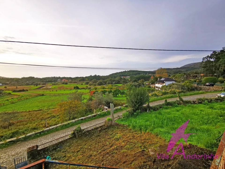 Moradia T3 para Venda em Riba de Ancora Foto 32