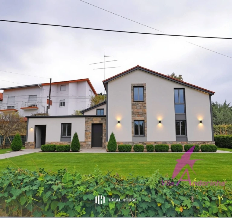 Terreno para Venda em Riba de Ancora Foto 2