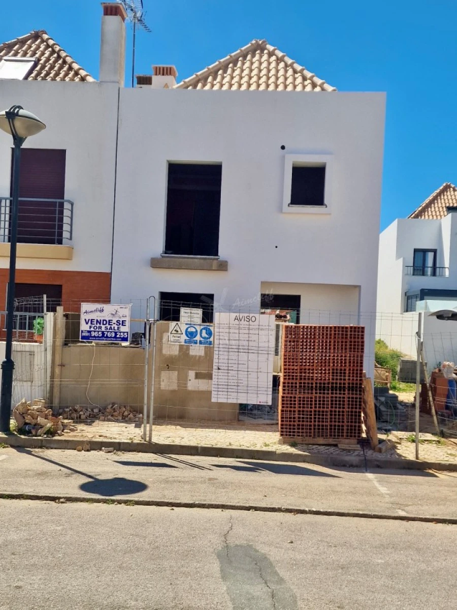 Moradia T2 para Venda em Vila Nova de Cacela Foto 1