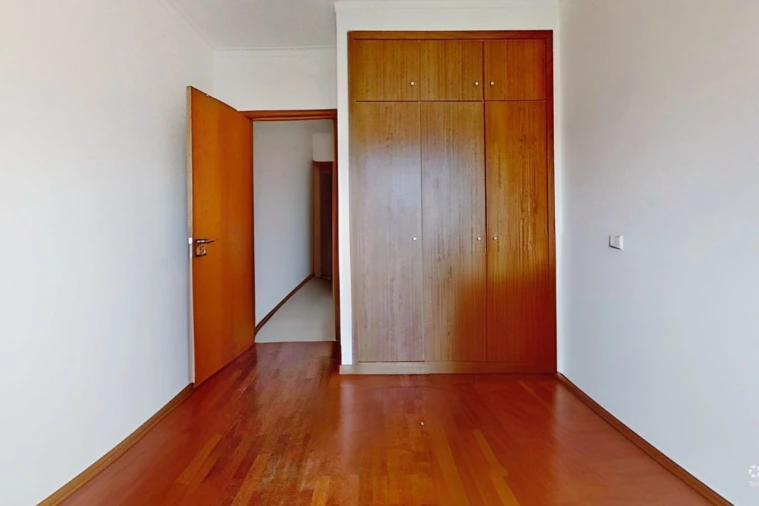 Apartamento T3 para Venda em Esmoriz Foto 14