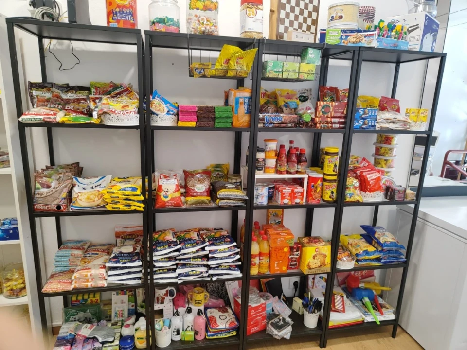 Negócio para aluguer com garantia em Mafamude e Vilar do Paraíso Foto 8