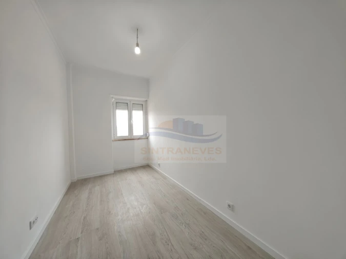 Apartamento T3 para Venda em Venteira Foto 8