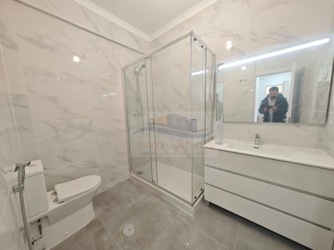 Apartamento T3 para Venda em Venteira Foto 9