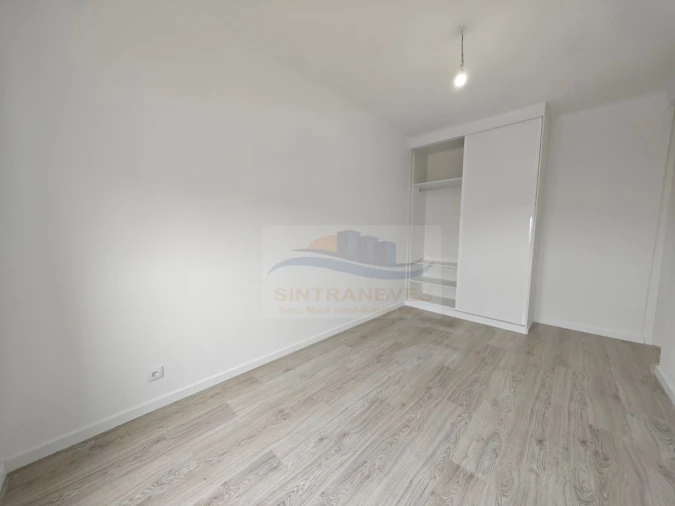 Apartamento T3 para Venda em Venteira Foto 12