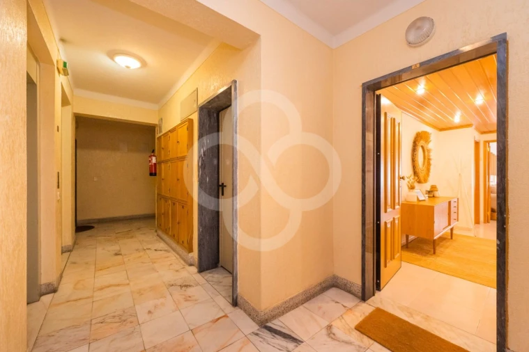 Apartamento T4 para Venda em Póvoa de Santa Iria e Forte da Casa Foto 12