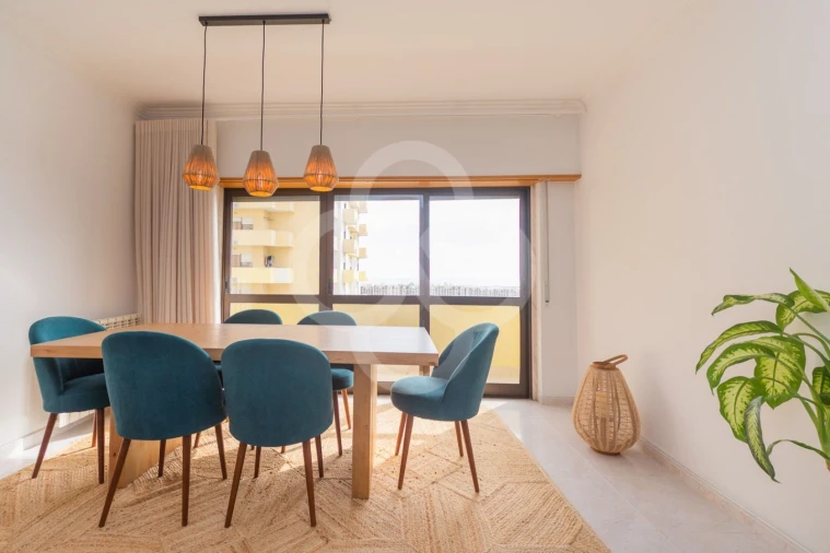 Apartamento T4 para Venda em Póvoa de Santa Iria e Forte da Casa Foto 13