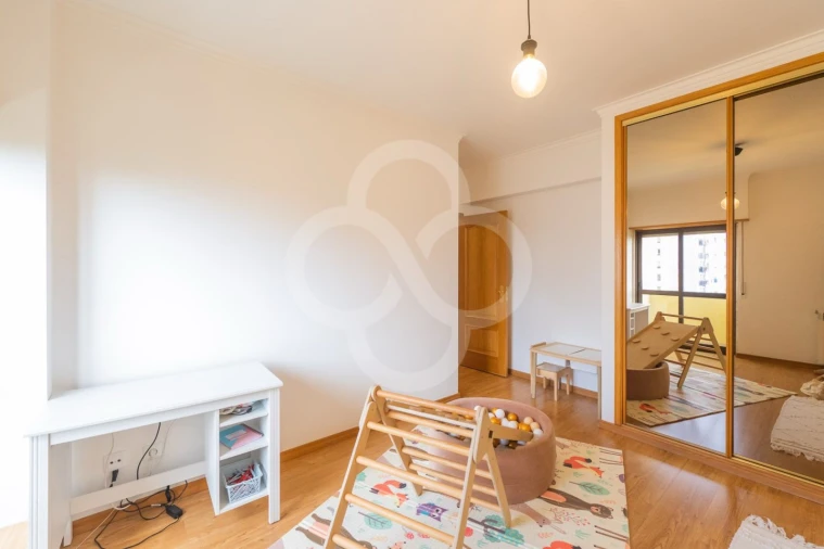 Apartamento T4 para Venda em Póvoa de Santa Iria e Forte da Casa Foto 24