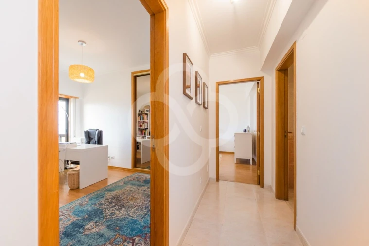 Apartamento T4 para Venda em Póvoa de Santa Iria e Forte da Casa Foto 25