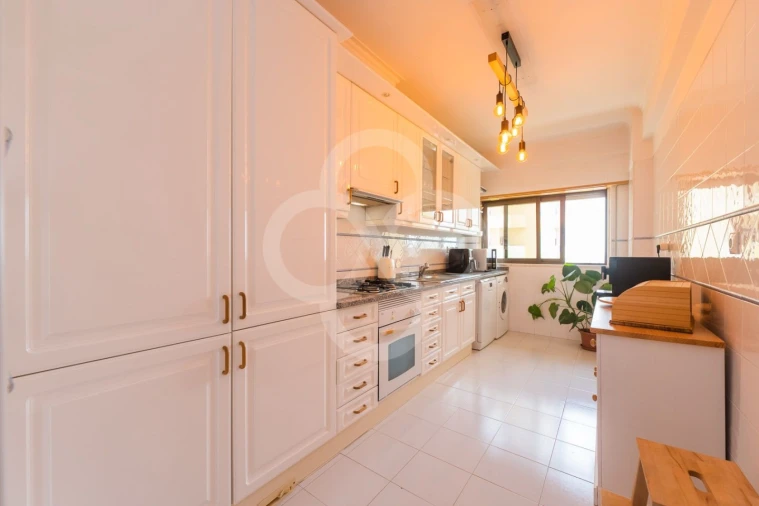 Apartamento T4 para Venda em Póvoa de Santa Iria e Forte da Casa Foto 40