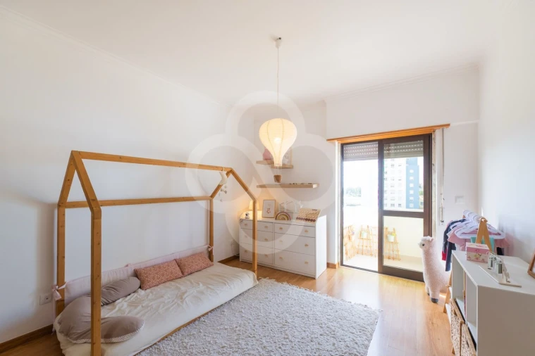 Apartamento T4 para Venda em Póvoa de Santa Iria e Forte da Casa Foto 48