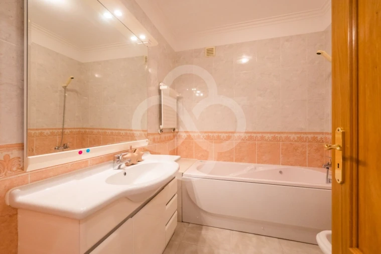 Apartamento T4 para Venda em Póvoa de Santa Iria e Forte da Casa Foto 54