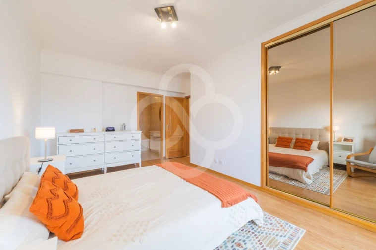 Apartamento T4 para Venda em Póvoa de Santa Iria e Forte da Casa Foto 59