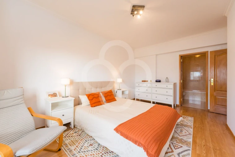 Apartamento T4 para Venda em Póvoa de Santa Iria e Forte da Casa Foto 60