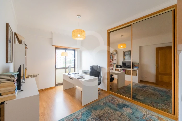 Apartamento T4 para Venda em Póvoa de Santa Iria e Forte da Casa Foto 65