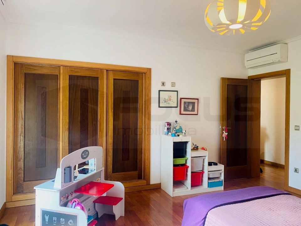 Moradia T6 para Venda em Palhaça Foto 22