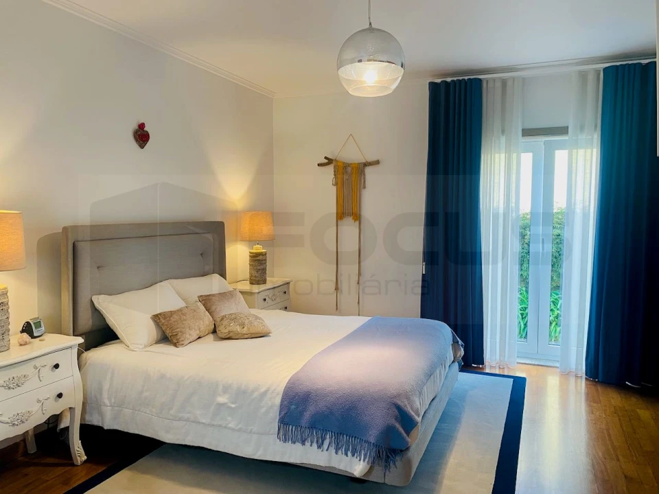 Moradia T6 para Venda em Palhaça Foto 29