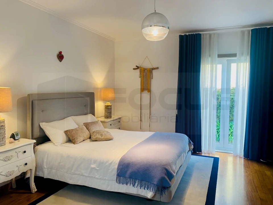 Moradia T6 para Venda em Palhaça Foto 30