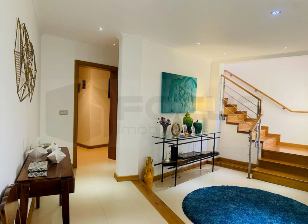 Moradia T6 para Venda em Palhaça Foto 12