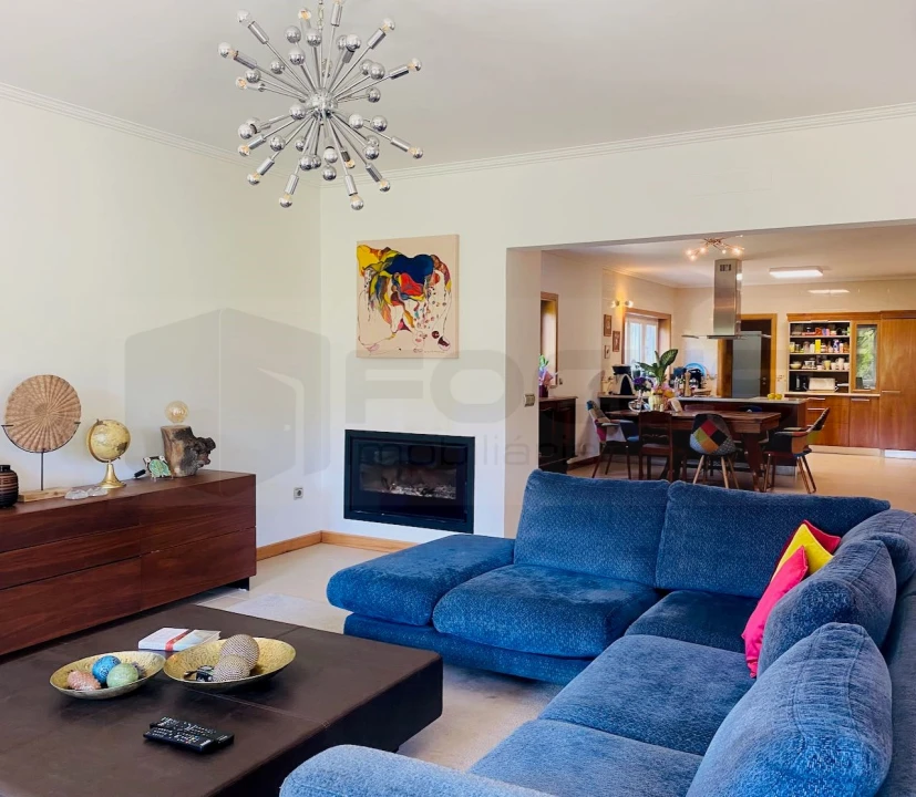 Moradia T6 para Venda em Palhaça Foto 19