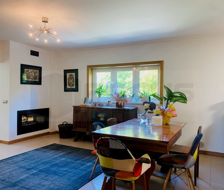 Moradia T6 para Venda em Palhaça Foto 18