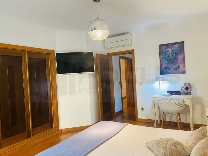 Moradia T6 para Venda em Palhaça Foto 33