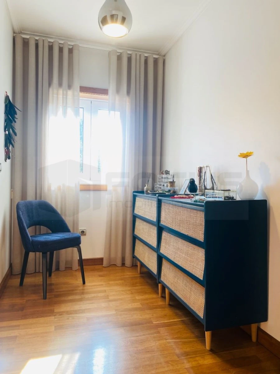 Moradia T6 para Venda em Palhaça Foto 34