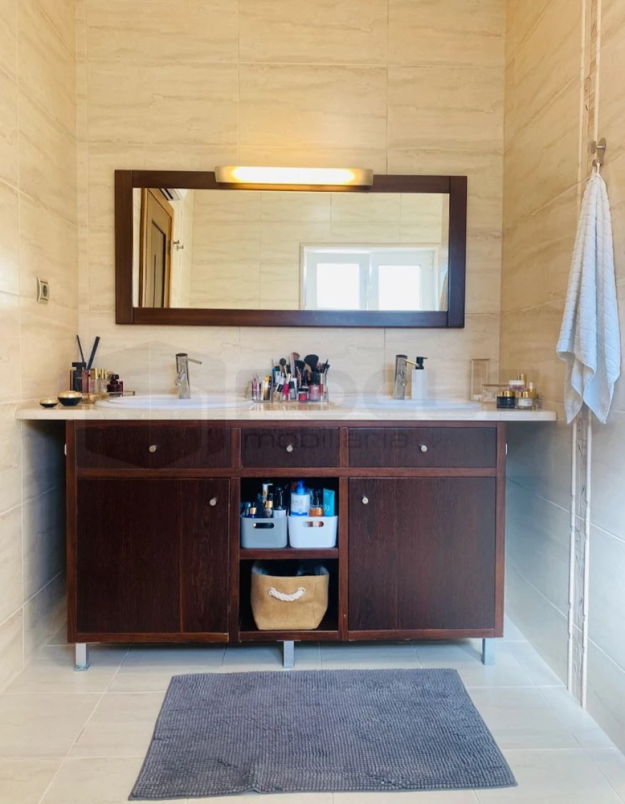 Moradia T6 para Venda em Palhaça Foto 35