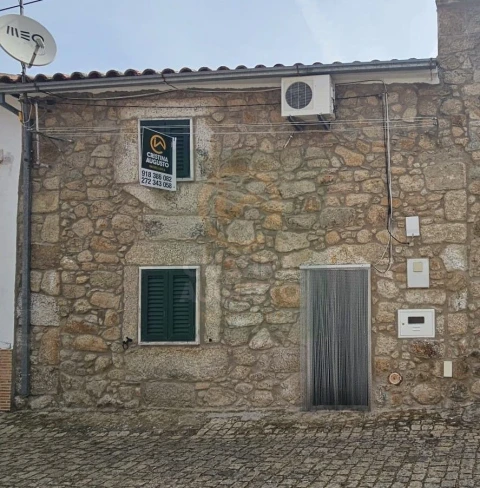 Moradia T2 para Venda em Monfortinho e Salvaterra do Extremo