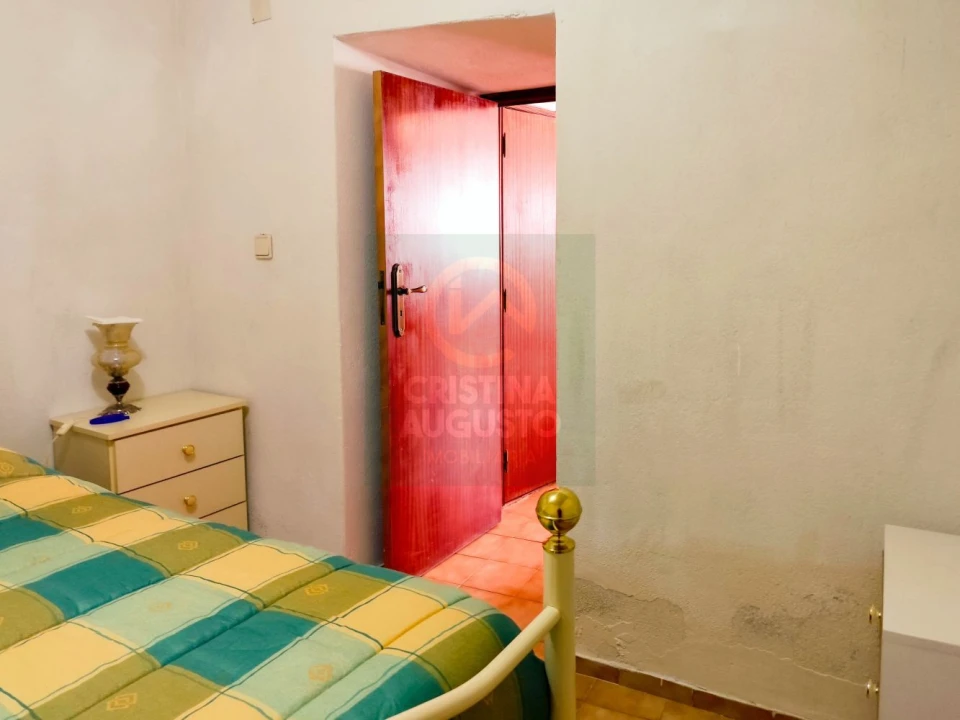 Moradia T1 para Venda em Monfortinho e Salvaterra do Extremo Foto 11