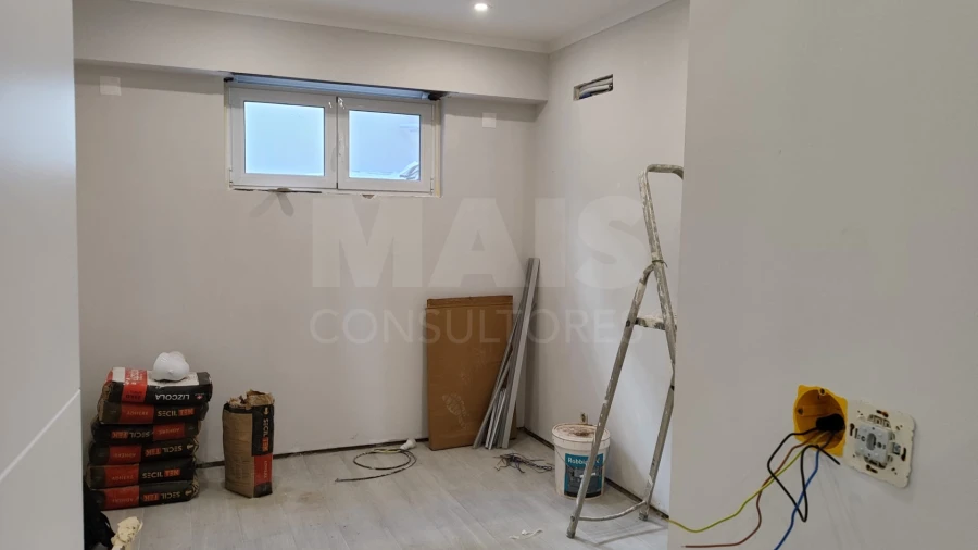 Apartamento T1 para Arrendamento em Algés, Linda-A-Velha e Cruz Quebrada-Dafundo Foto 8
