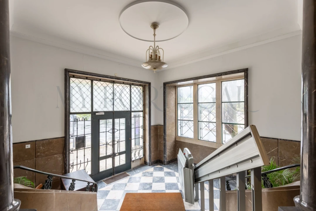 Apartamento T4 para Arrendamento em Avenidas Novas Foto 27