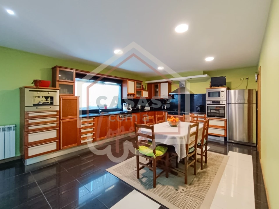 Moradia T4 para Venda em Gafanha da Encarnação Foto 4