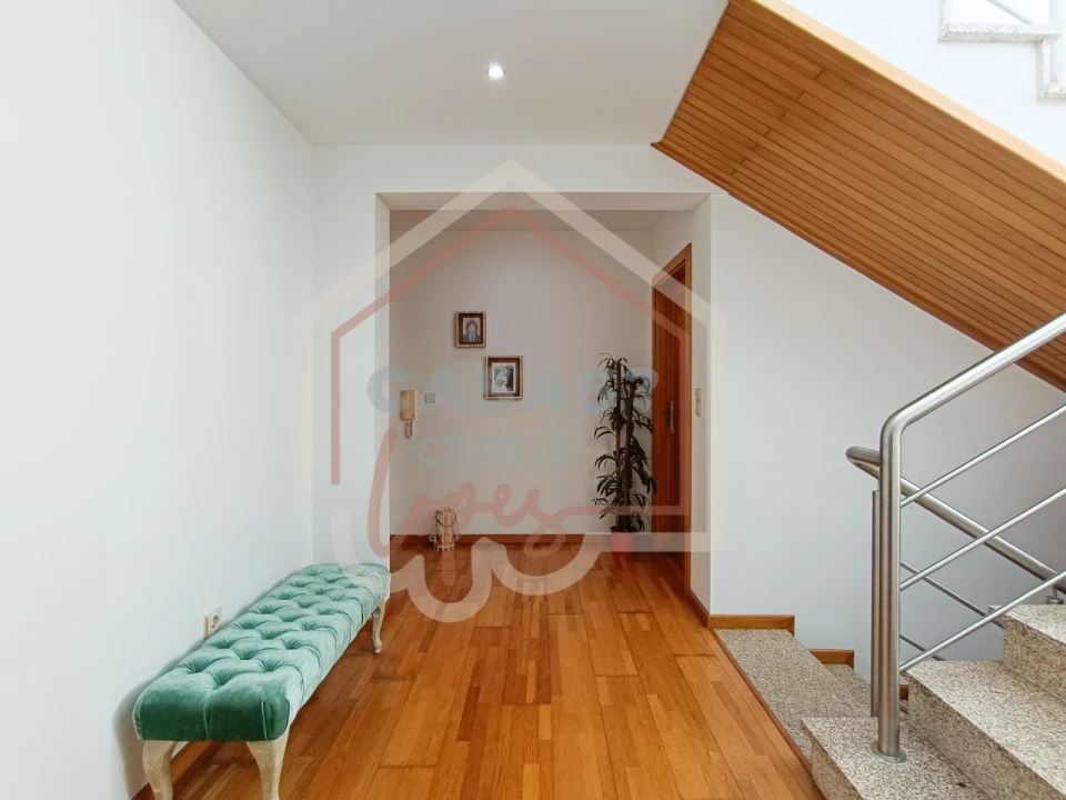 Moradia T4 para Venda em Gafanha da Encarnação Foto 6